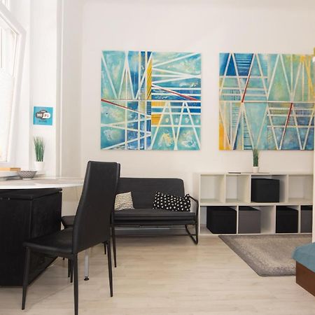 Cosy Studio Apartment With Airconditioner Budapest Exteriör bild
